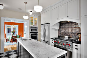 Vinyl vs. Metal Backsplash: Which One Belongs in Your Kitchen?